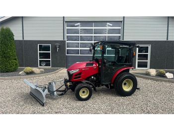 Trator municipal YANMAR