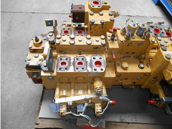 Válvula hidráulica por Máquina de construção Caterpillar 1644196: foto 5