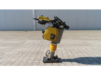 Compactadora de percussão BOMAG