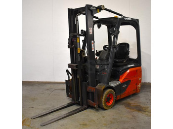 Empilhadeira elétrica LINDE E15