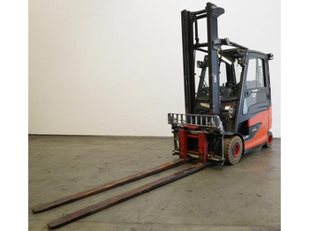 Empilhadeira elétrica LINDE E25