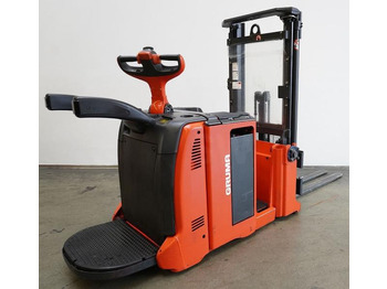 Stacker LINDE L