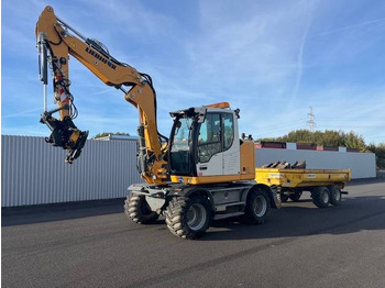 Escavadeira de rodas LIEBHERR A 910