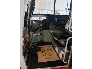 Mini escavadeira Takeuchi TB 290: foto 5