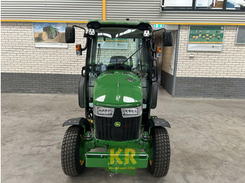Leasing de John Deere 3046R  John Deere 3046R: foto 3