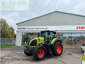 Trator CLAAS Axion 830
