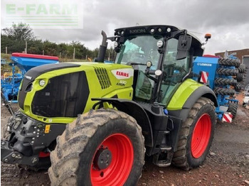Trator CLAAS Axion 830