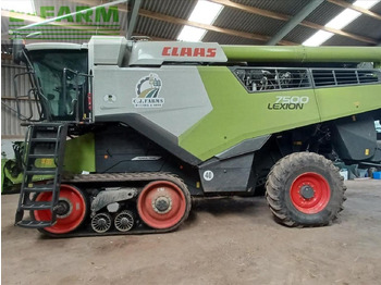 Ceifeira debulhadora CLAAS Lexion 750