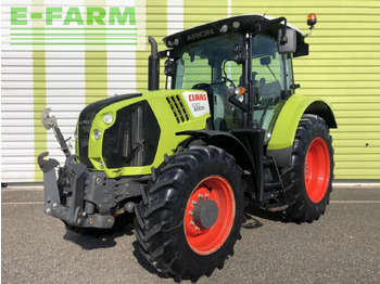 Trator CLAAS Arion 530