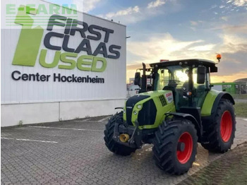 Trator CLAAS Arion 550