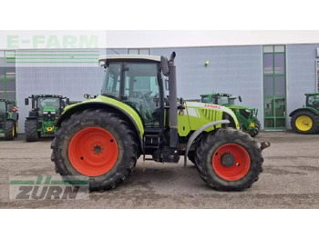 Trator CLAAS Arion 620