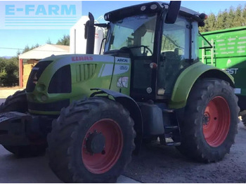 Trator CLAAS Arion 620