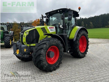Trator CLAAS Arion 660