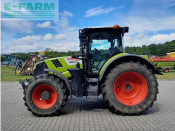 Trator CLAAS Arion 660