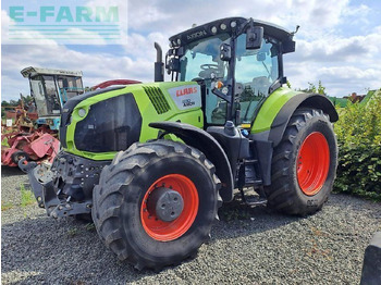 Trator CLAAS Axion 830