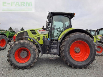 Trator CLAAS Axion 830