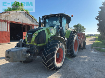 Trator CLAAS Axion 830