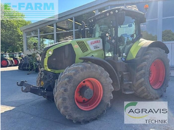 Trator CLAAS Axion 850
