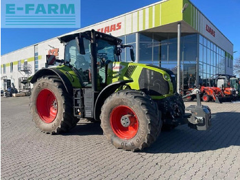Trator CLAAS Axion 850
