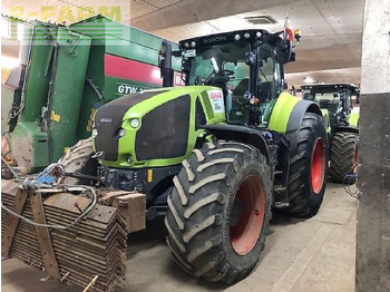 Trator CLAAS Axion 950