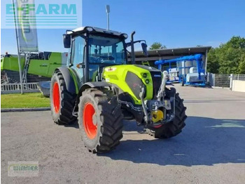 Trator CLAAS Axos 240