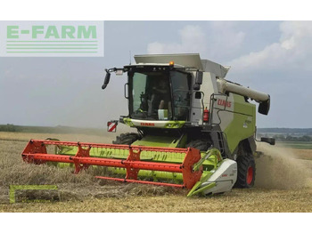 Ceifeira debulhadora CLAAS