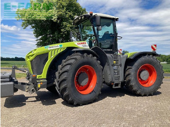 Trator CLAAS Xerion 4000