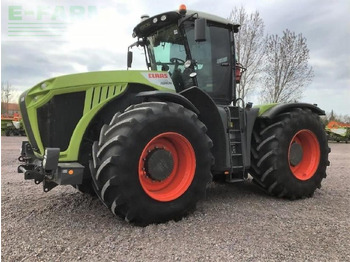 Trator CLAAS Xerion 5000