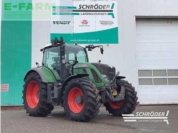 Trator FENDT 724 Vario