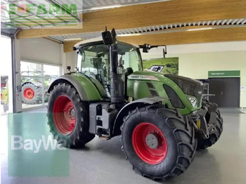 Trator FENDT 724 Vario