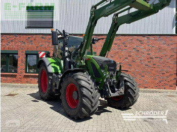 Trator FENDT 724 Vario