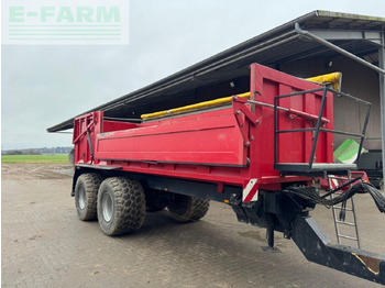Reboque basculante agrícola