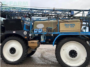 Pulverizador de arrastar INUMA