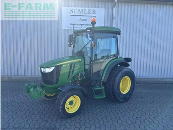 Trator JOHN DEERE
