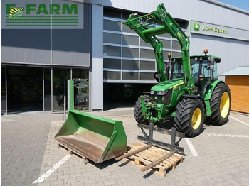 Trator JOHN DEERE 5090M