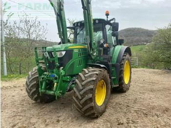 Trator JOHN DEERE 6110M