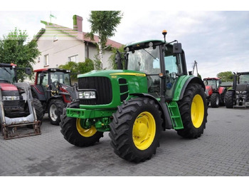 Trator JOHN DEERE 6530