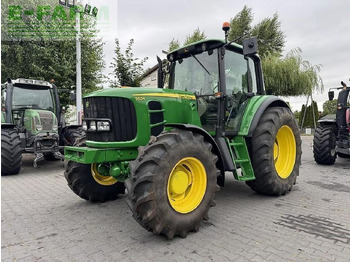Trator JOHN DEERE