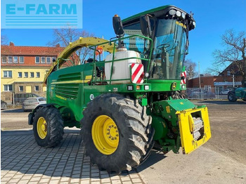 Picadora de forragem automotriz John Deere 7350i: foto 2
