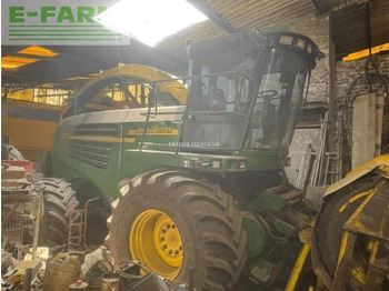 Picadora de forragem automotriz JOHN DEERE 7400