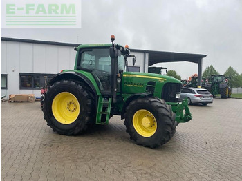 Trator JOHN DEERE 7530