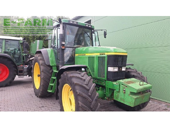 Trator JOHN DEERE 7810
