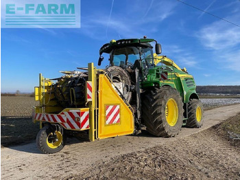 Picadora de forragem automotriz JOHN DEERE 8700