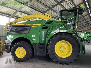 Picadora de forragem automotriz JOHN DEERE