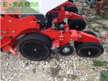 Semeadora de precisão Kuhn maxxima 8 rt: foto 4