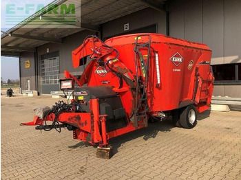 Equipamento de gado KUHN