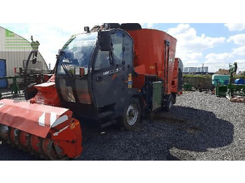 Equipamento de gado KUHN