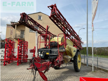 Pulverizador de arrastar KVERNELAND