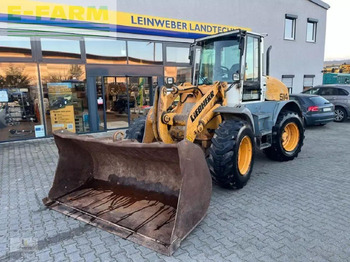 Mini escavadeira LIEBHERR