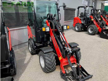 Mini escavadeira MANITOU